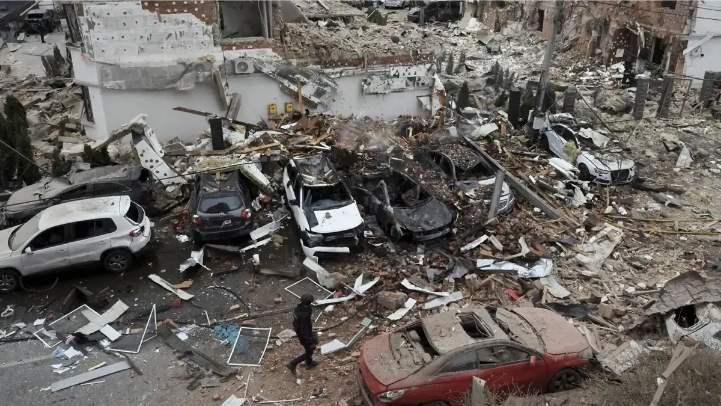 Hàng loạt thành phố Ukraine hứng chịu tập kích dữ dội